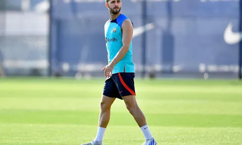 Barca chốt tương lai Pjanic