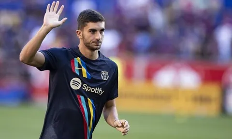 Barca chưa trả đồng nào cho Ferran Torres