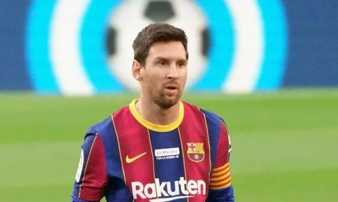 Barca chúc mừng sinh nhật và chờ đợi cái gật đầu từ Messi