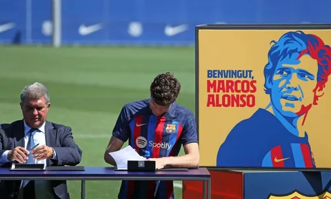 Barca được La Liga cấp giới hạn lương kỷ lục