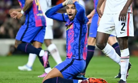 Barca đứt mạch bất bại trong đau đớn