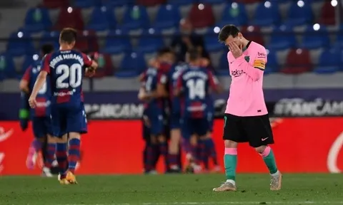 Nhận bàn thua phút cuối, Barcelona lỡ cơ hội lên ngôi đầu BXH La Liga