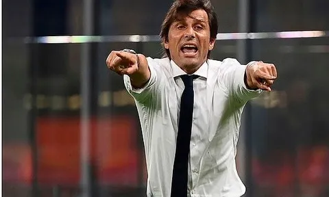 Barca hủy hợp đồng với kẻ thất sủng, Conte mừng thầm