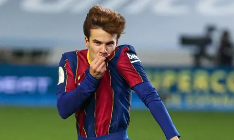 Barca kích hoạt điều khoản gia hạn thêm 2 năm với sao trẻ