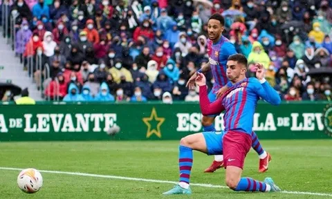 Barca lội ngược dòng, người hùng khẳng định sự thật dưới thời Xavi