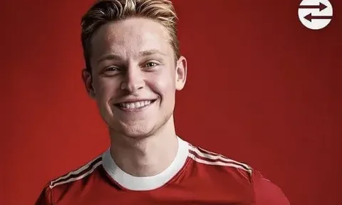 Barca mừng rỡ đề nghị của MU, chỉ chờ De Jong nữa là xong