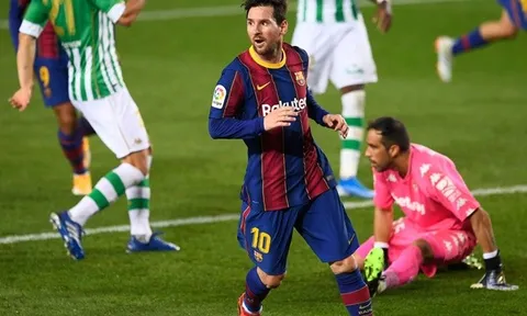 Barca thắng dễ, đồng đội ngay lập tức đưa Messi "lên mây"