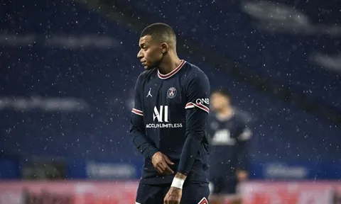 Barca theo đuổi Mbappe, Real có cần lo sợ?