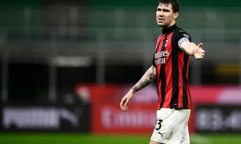 Barca tống khứ 2 người thừa để trao đổi lấy sao Milan