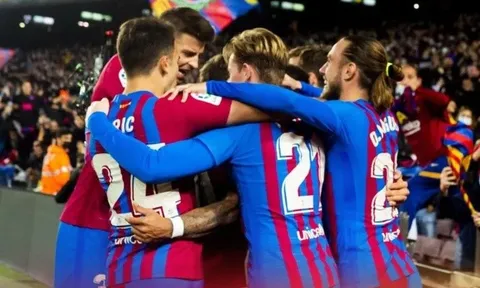 Barcelona công bố danh sách dự Europa League: Có kẻ gây loạn, gạch tên 1 tân binh