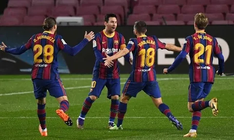 Barcelona không thắng, Messi vẫn san bằng kỷ lục không tưởng của Pele