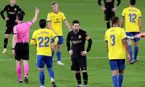 Messi bất lực, Barca thiết lập thành tích tệ hại sau 32 năm