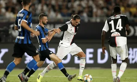 Bất mãn với Sarri, sao Juve "tẩu thoát", gõ cửa Barca xin ở nhờ