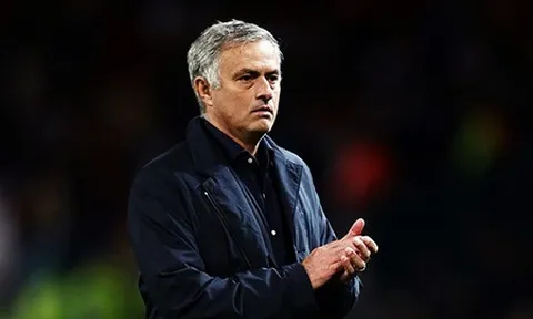 Bất ngờ, Mourinho vẫn còn giữ 2 kỷ vật tại Man United
