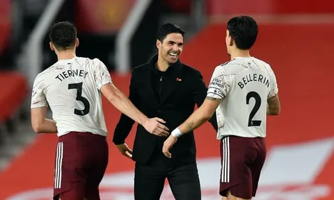 "Báu vật" Arsenal trở lại, Arteta mừng như "mở hội"
