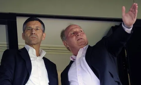 Bayern chia tay Hoeness, NHM biết gì về vị tân chủ tịch?