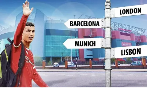 Bayern Munich từ chối Ronaldo, Chelsea nhận cảnh báo lớn