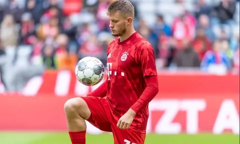 Bayern “rơi rụng” hàng thủ, đây là thời cơ để “ngọc quý” 19 tuổi ra ánh sáng