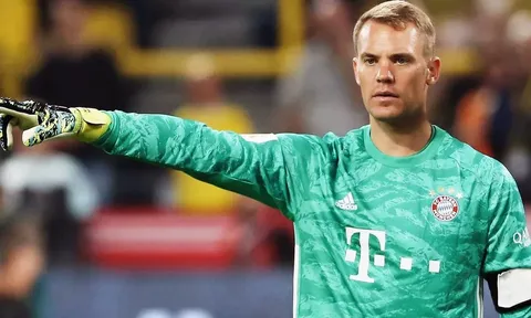 Bayern "rút ruột" Man United, chốt người thay thế Neuer