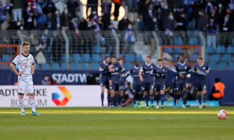 Bayern tan nát vì sự sắp xếp mạo hiểm của Nagelsmann