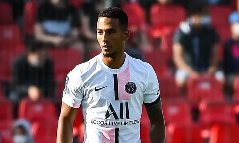 Bayern tranh thủ cơ hội khi Ramos và Hakimi đến PSG