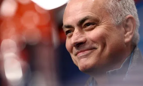 2 tuần liên tiếp lọt vào ĐHTB, "trò cưng" của Mourinho gây sửng sốt