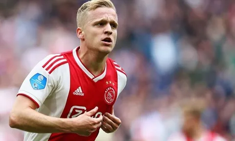 Vừa đến M.U, Van de Beek đã nói về khả năng quay lại Ajax