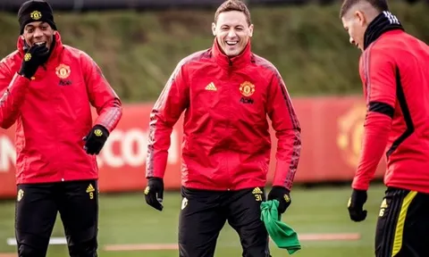 Vì lý do này, sao Man Utd khó lòng rời OTF để tới bến đỗ 'trong mơ'