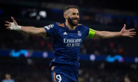 Benzema gia nhập danh sách 'xưa nay hiếm' ở Champions League
