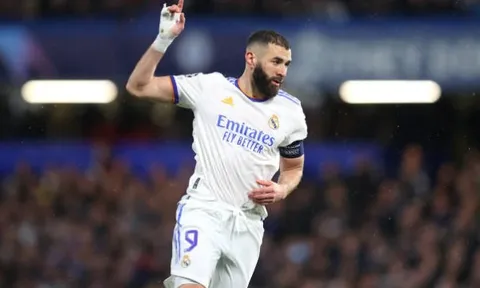 "Benzema là Spiderman, là thiên thần hộ mệnh của Real"