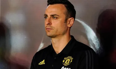 Berbatov nói thẳng về khả năng giành danh hiệu của Man Utd