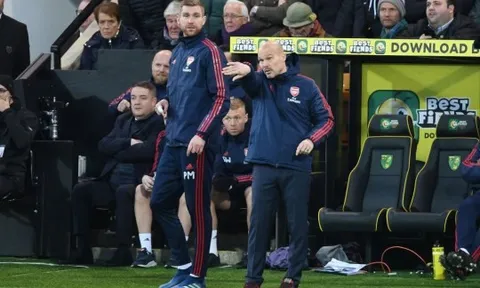 Leno tiết lộ nội tình Arsenal sau trận hòa Norwich