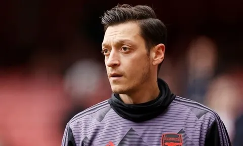 Đội hình những kẻ bị ruồng bỏ Premier League: Sao 'bật' Mourinho, Ozil và 1 đồng đội