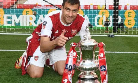 Bị Arteta ngoảnh mặt, sao Arsenal tiến gần đến Serie A