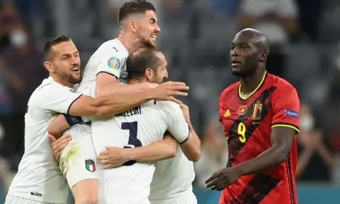 Bỉ bị loại, Courtois nói lời thật lòng về Ý