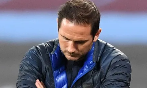 Lampard bị Chelsea sa thải, Essien lên tiếng