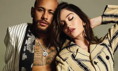 Bị hỏi về cuộc tình tay ba với Neymar, siêu mẫu xinh đẹp sửng cồ