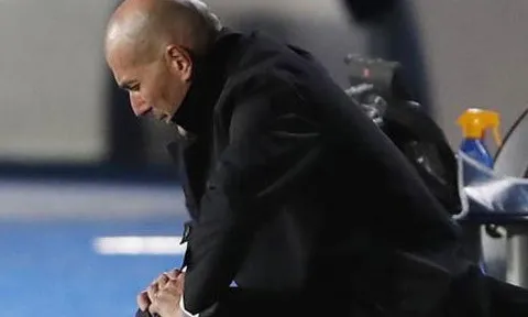 Bị nghiền nát, các ngôi sao Real sốc với quyết định của Zidane