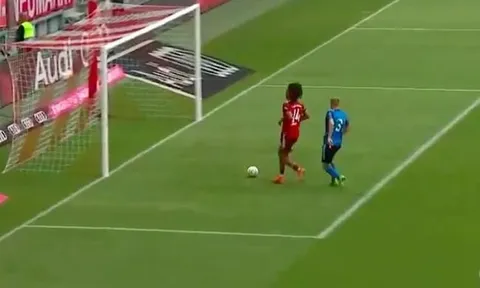 Hóa Balotelli, sao trẻ Bayern tự biến mình thành trò hề
