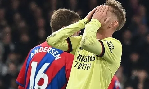 Bình minh giả tạo của Arsenal