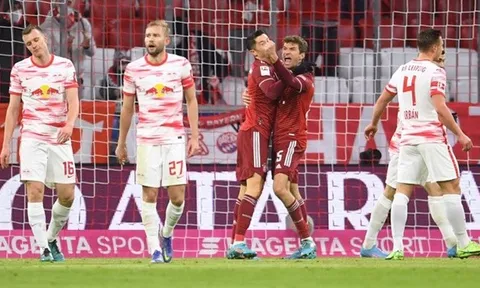 Lewandowski tỏa sáng trong chiến thắng 3-2 của Bayern Munich