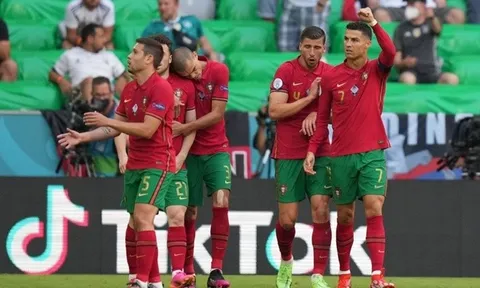 Bồ Đào Nha chơi ra sao so với cùng thời điểm này ở EURO 2016?