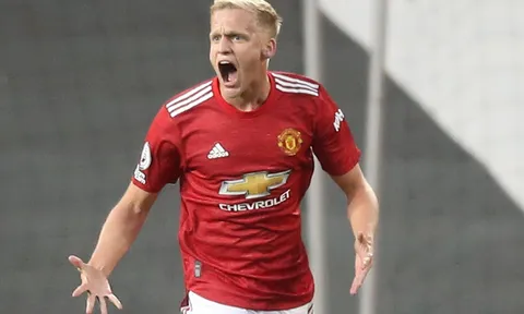 Bỏ mặc Van de Beek, Man Utd nhắm "bảo vật nước Anh" thay thế Paul Pogba