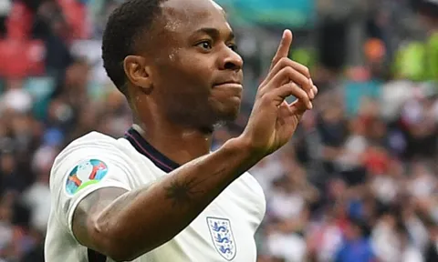 Bỏ qua tình huống penalty, Raheem Sterling thể hiện ra sao trước Đan Mạch?