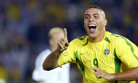 Bỏ qua U22 Việt Nam, Ronaldo "chọn" nhà vô địch SEA Games là...