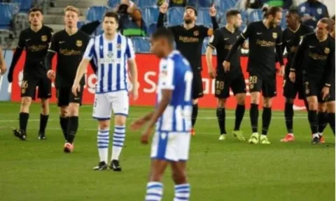 Bộ tam biến ảo, Barcelona 'đánh tennis' trước Real Sociedad