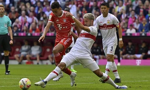 Bom tấn gây họa phút bù giờ, Bayern chia điểm với nhược tiểu