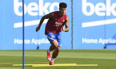 Bom xịt 142 triệu của Barca trở lại tập luyện, đếm ngày phán quyết tương lai