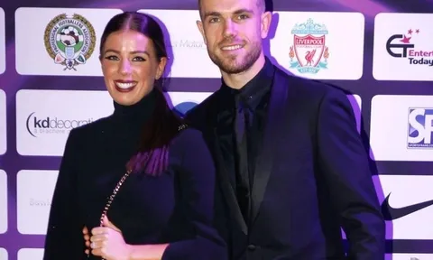 Bóng hồng lặng thầm phía sau đội trưởng Liverpool