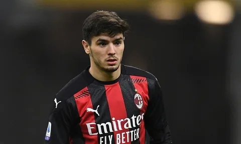 Milan chê mức giá Real Madrid đặt ra cho Diaz